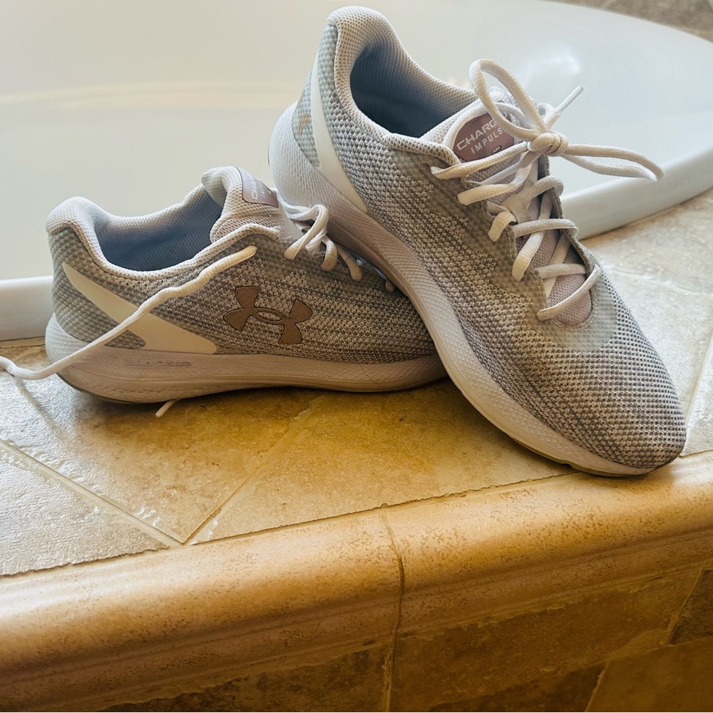 Under Armour Women's Charcoal Athletic Shoes